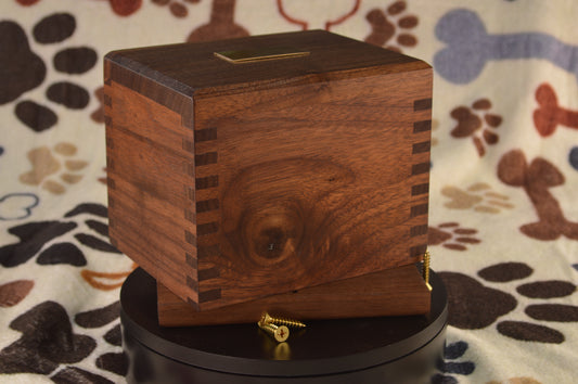 Large Walnut 120 cu in